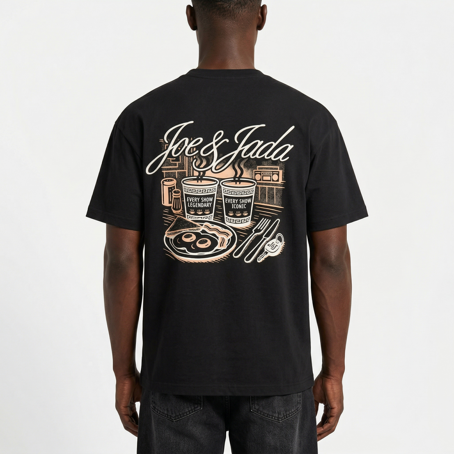 ICONIC TEE