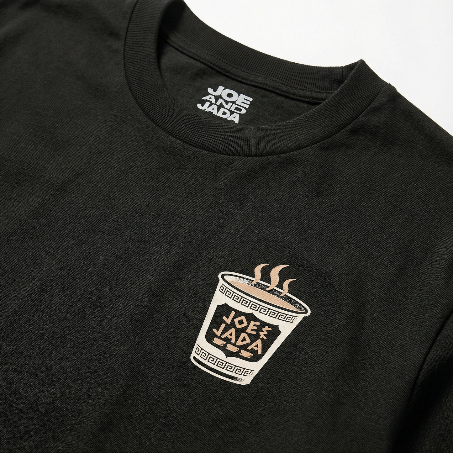 ICONIC TEE